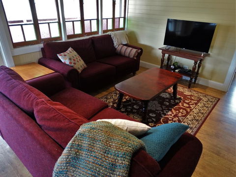 Loughmore House - Tourism Hervey Bay 8