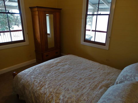 Loughmore House - Tourism Hervey Bay 10