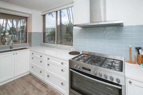 Miami Beachside Holiday Apartments - Hervey Bay Accommodation 12