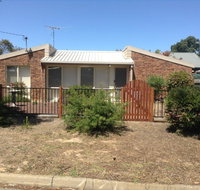 Wattle hill cottage - Tourism Hervey Bay