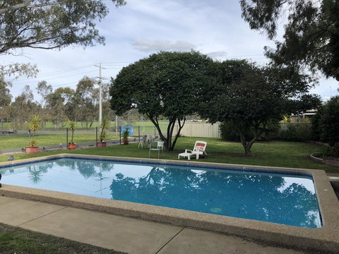 Wattle Motel - Tourism Hervey Bay 1