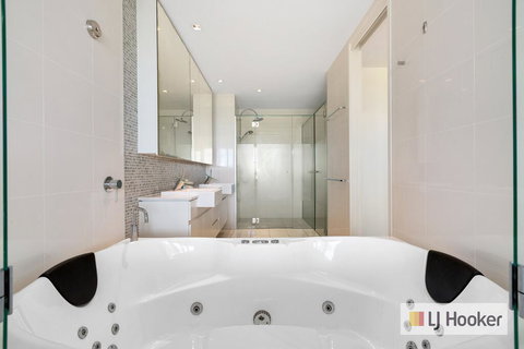 WAVE CULTURE 1204 - BEACH BLISS - Tourism Hervey Bay 2