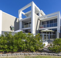 WAVES ON KAMALA 13 - Tourism Hervey Bay