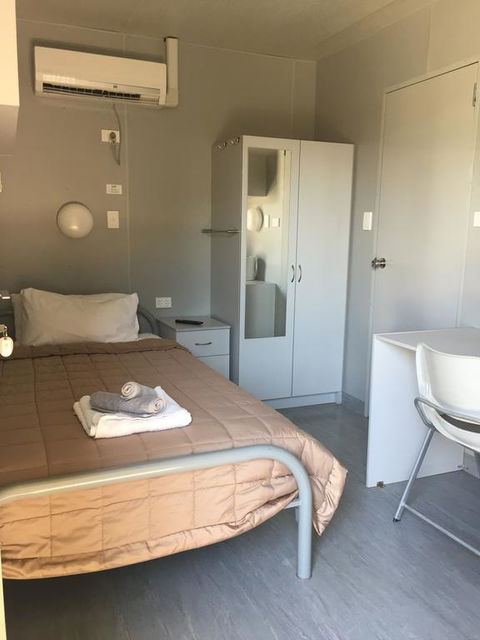 Wellshot Hotel - Hervey Bay Accommodation 1