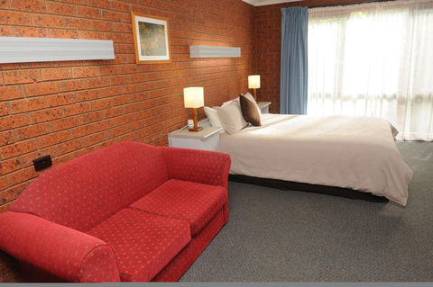 Whalers Rest Motor Inn - Hervey Bay Accommodation 3
