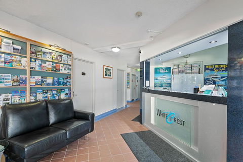 White Crest Luxury Apartments - Hervey Bay Accommodation 3