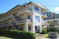 WHITE DOLPHIN UNIT 5