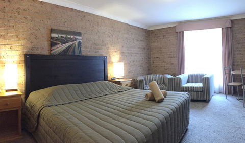 White Lanterns Motel - Hervey Bay Accommodation 1