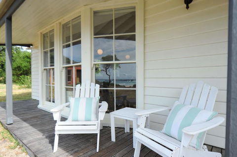 White Shell Cottage - Hervey Bay Accommodation 0