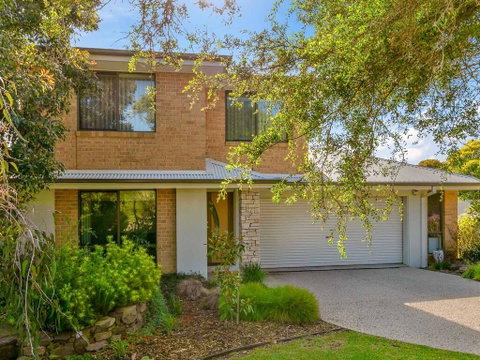 Wild Waves - Hervey Bay Accommodation 0