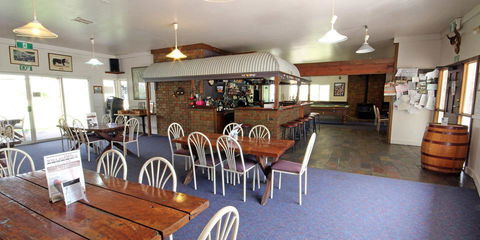 Willalooka Tavern - Tourism Hervey Bay 3