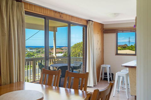 Williams Wonder - Large Beach House - Tourism Hervey Bay 1