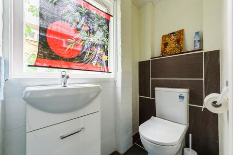 Willow Upon Avon Accommodation - Tourism Hervey Bay 3