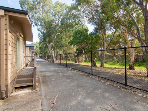 Windsor Gardens Caravan Park - Tourism Hervey Bay 2