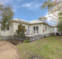 Windward House - Hervey Bay Accommodation