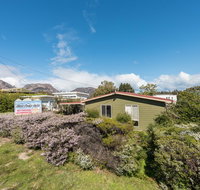 Wineglass - Hervey Bay Accommodation