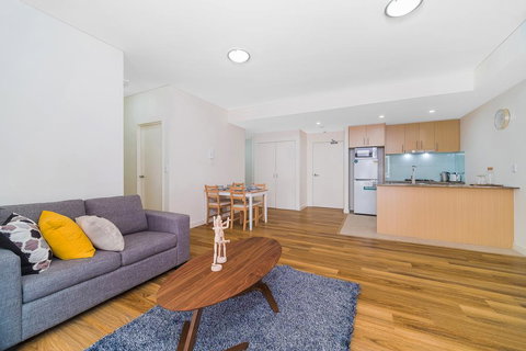Wolli Creek Airport Serviced 2 Bedroom Apartment - Hervey Bay Accommodation 1