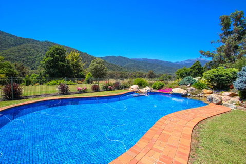Wombat Hollow - Hervey Bay Accommodation 2