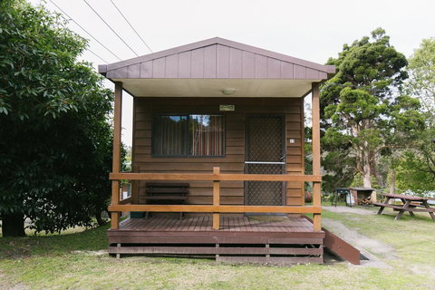 Wonboyn Cabins - Hervey Bay Accommodation 1