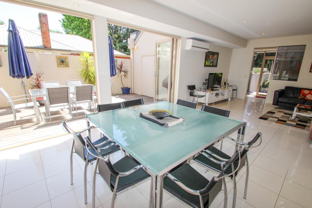 Bright VIC Hervey Bay Accommodation