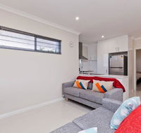 Woodlands - Home with a View - Hervey Bay Accommodation