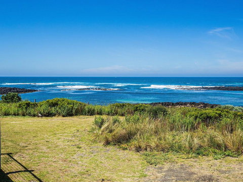 WYTONIA 1 - Tourism Hervey Bay 1