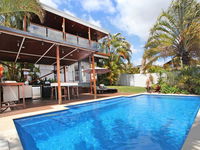 Book Alexandra Headland Accommodation Vacations Hervey Bay Accommodation Hervey Bay Accommodation
