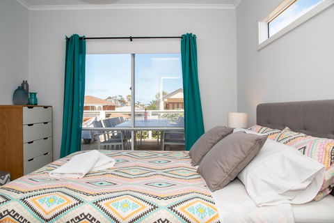 Xanadu - Aldinga Beach - Hervey Bay Accommodation 2