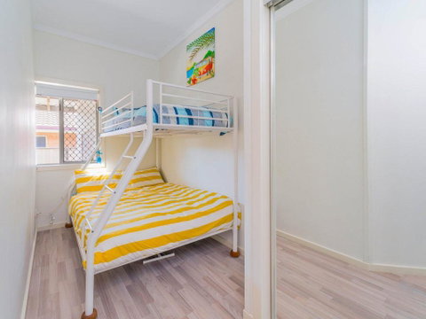 Yamba Daze - Sunset - Pet Friendly - Hervey Bay Accommodation 2