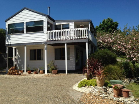 Yarra Glen Bed & Breakfast - Hervey Bay Accommodation 0