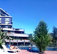 Yarra River Luxury 1BD Apartment - Hervey Bay Accommodation