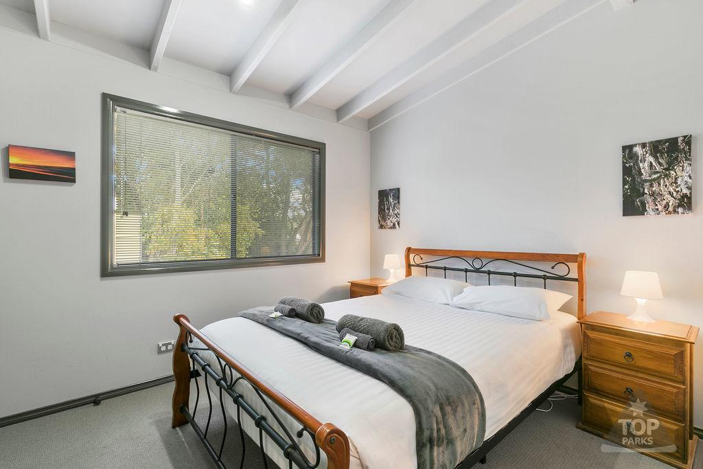 Manns Beach VIC Hervey Bay Accommodation