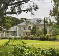 Yatahlia Manor Luxury Homestay - Hervey Bay Accommodation
