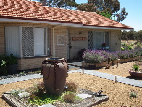 Yellow Gum Bed And Breakfast - Hervey Bay Accommodation 0