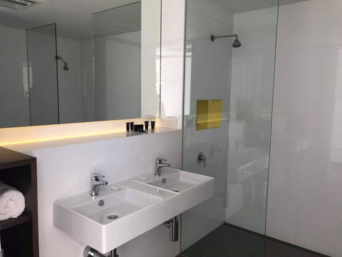 Young Federation Motor Inn - Hervey Bay Accommodation 1