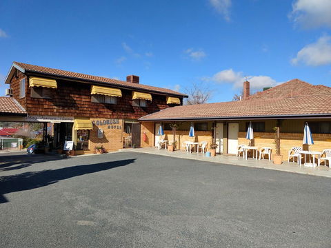 Young Goldrush Motel - Hervey Bay Accommodation 1