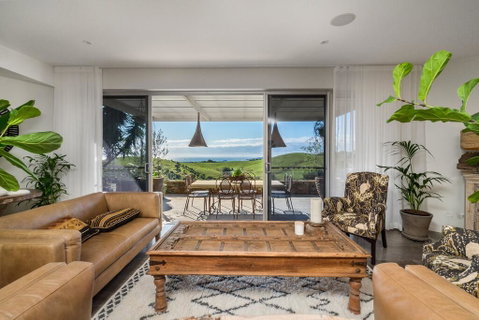 Your Luxury Escape - Horizon - Hervey Bay Accommodation 2