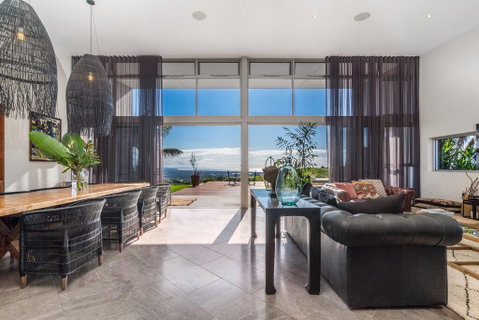 Your Luxury Escape - Horizon - Hervey Bay Accommodation 0