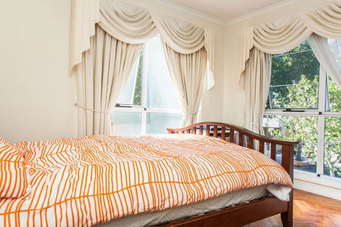 Abbotsford Private Rooms & Pods - 15 Charles Homestay - Tourism Hervey Bay 2