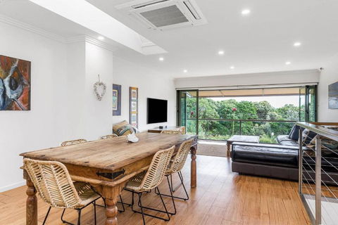 A Perfect Stay - 3 James Cook Apartments - Tourism Hervey Bay 2