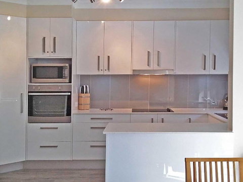Adriana 3 Unit With A Backyard - Hervey Bay Accommodation 0