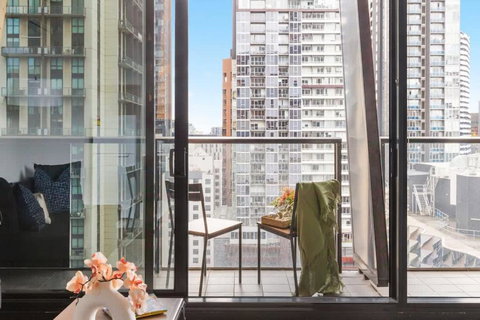 A 2 Bed 3min To Melbourne Central With Parking - Tourism Hervey Bay 0