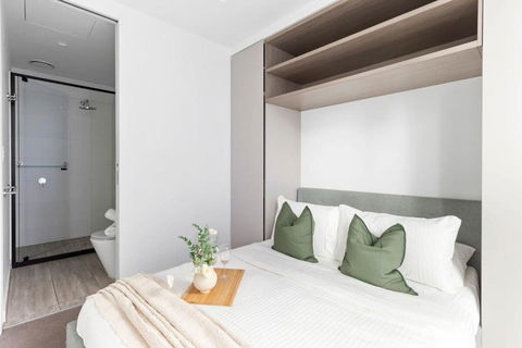 A 2BR Apt Near Melbourne Central & QV Market - Tourism Hervey Bay 1