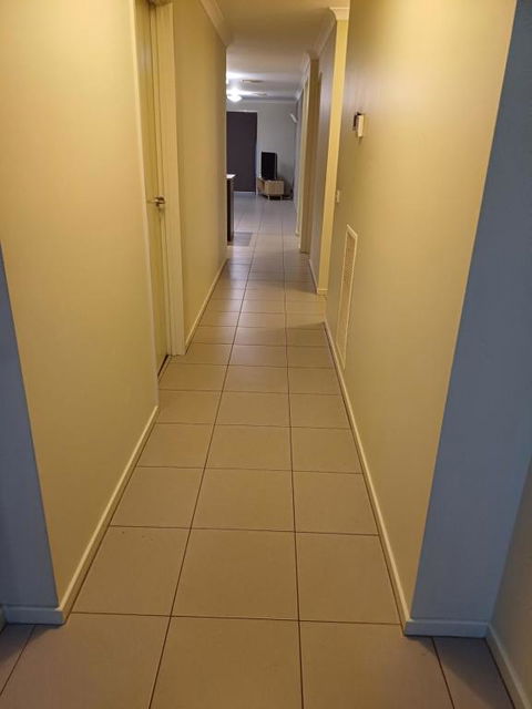 A Beautiful And Spacious Home - Tourism Hervey Bay 0