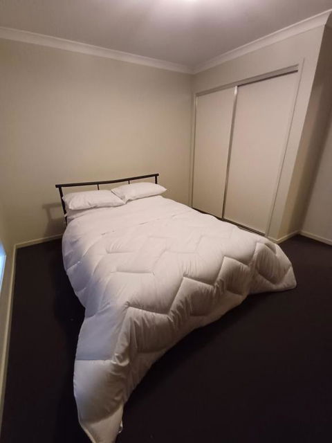 A Beautiful And Spacious Home - Tourism Hervey Bay 3