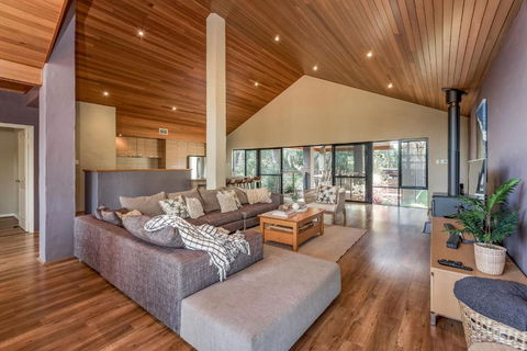 A Bush Utopia - Hervey Bay Accommodation 3