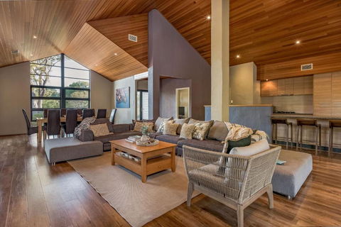 A Bush Utopia - Hervey Bay Accommodation 4