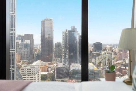 A Chic 2BR Apt Near Melbourne CBD W FREE Parking - Hervey Bay Accommodation 1