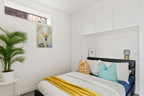 A Comfy & Stylish Apt Near Melbourne Central & QV - Tourism Hervey Bay 1