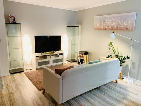 A Cosy And Peaceful Apartment In The Heart Of Yandina - Tourism Hervey Bay 0